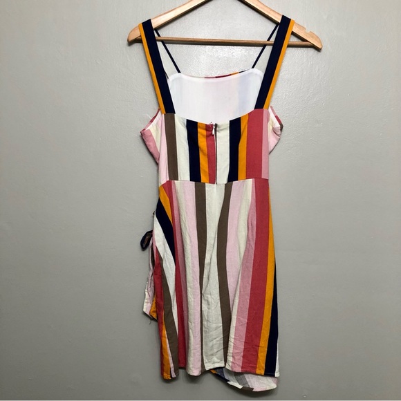 Adora Striped Linen Summer Wrap Dress - Picture 8 of 8